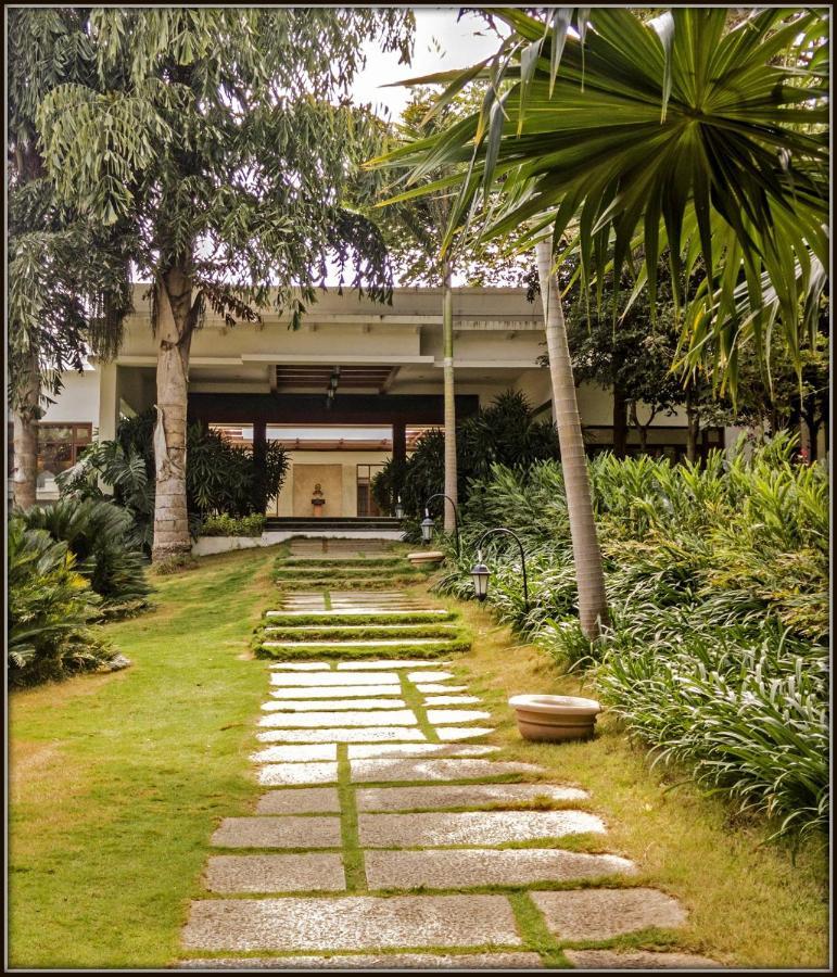 Club Mahindra Golden Landmark, Mysuru Экстерьер фото