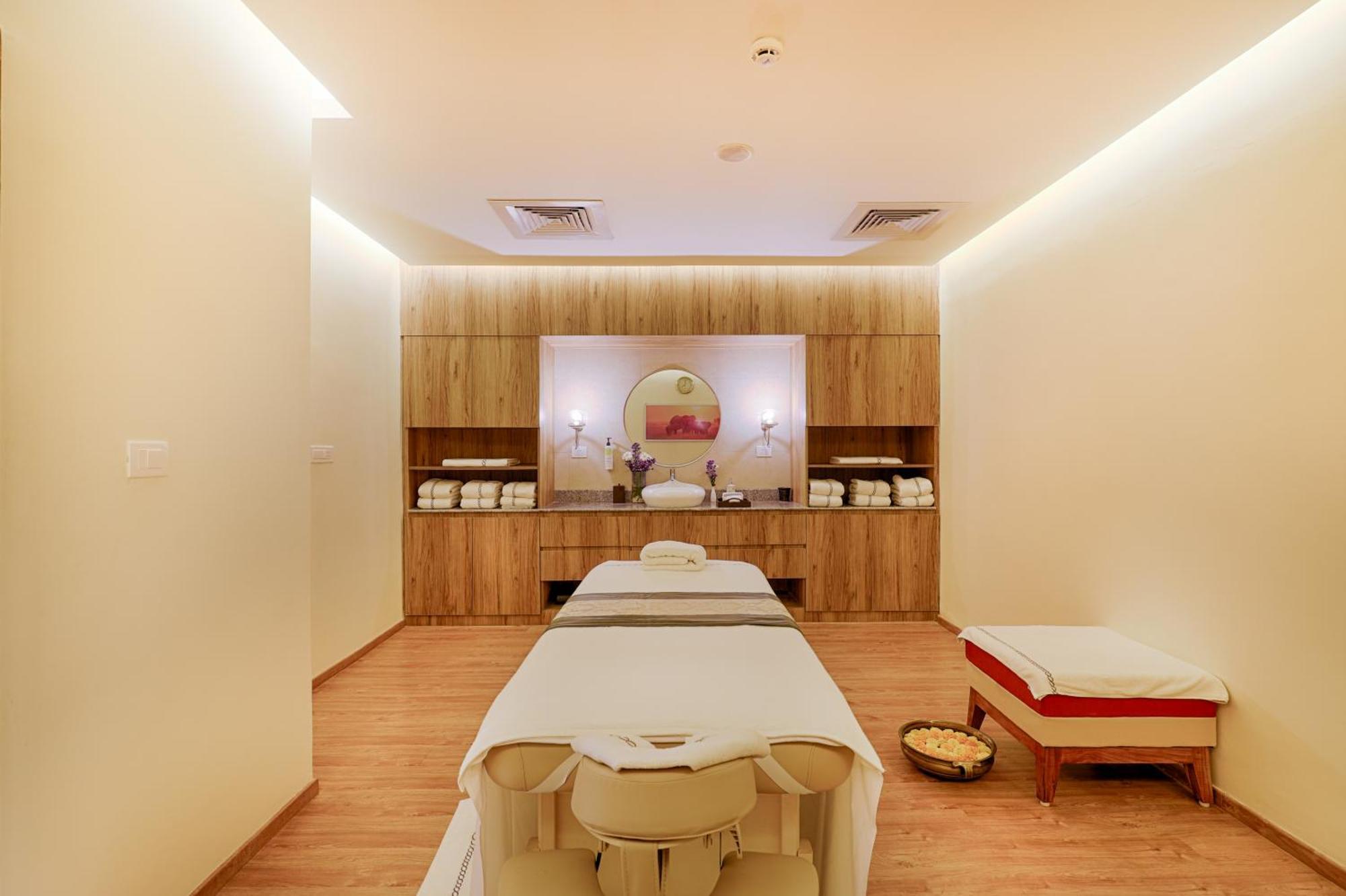Club Mahindra Golden Landmark, Mysuru Экстерьер фото